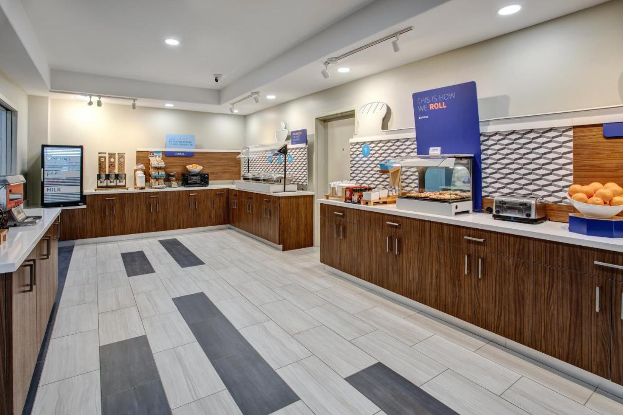 Holiday Inn Express Hotel And Suites Katy By Ihg Exteriör bild