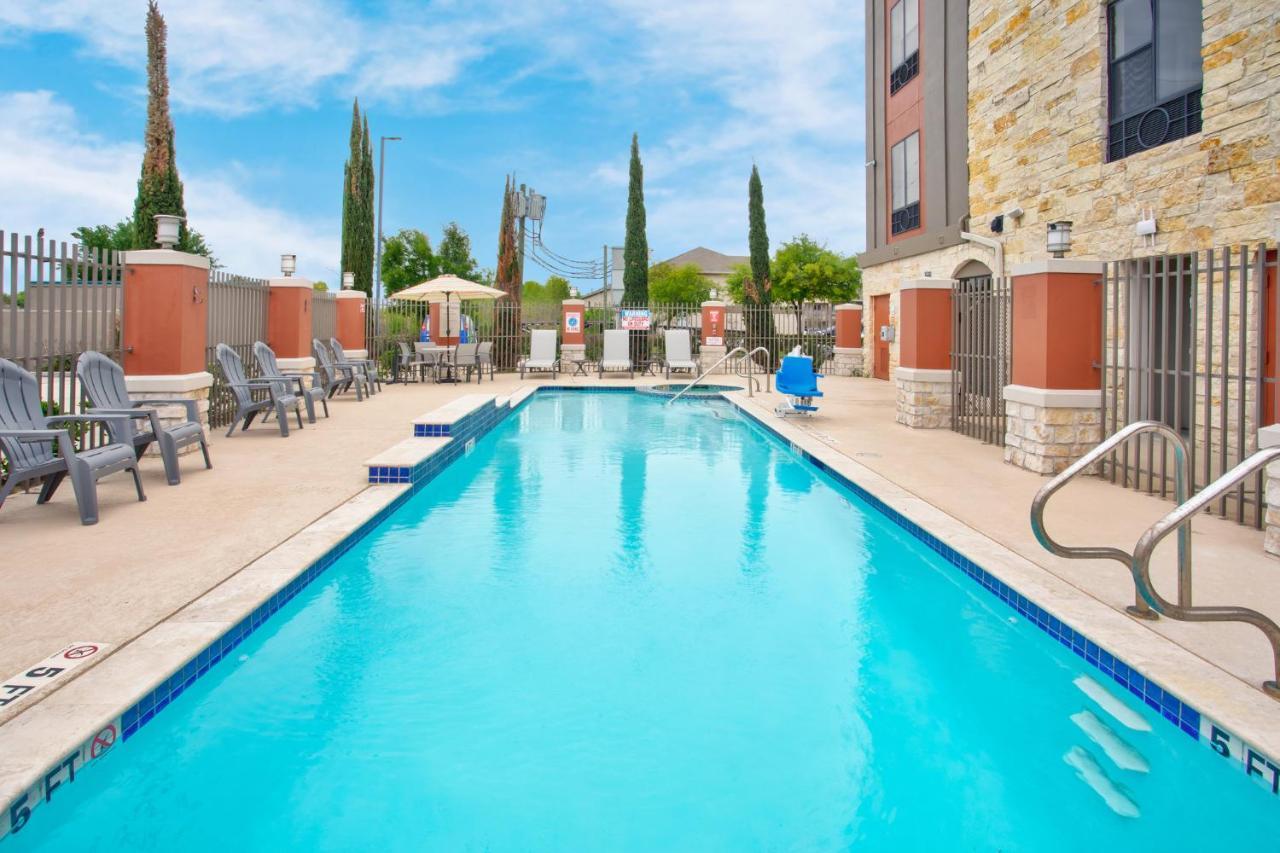Holiday Inn Express Hotel And Suites Katy By Ihg Exteriör bild